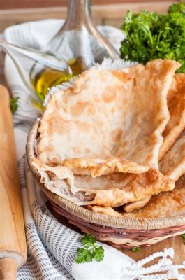  Chebureki: A Savory Symphony of Crispy Layers and Juicy Fillings!