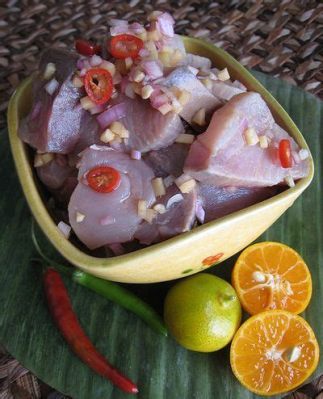  Kinilaw: An Explosion of Tangy Freshness Meets the Comforting Embrace of Seafood Delight!